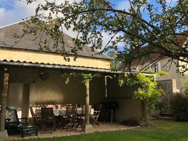 Le Petit Clos Du Bessin Longues-sur-Mer Eksteriør billede